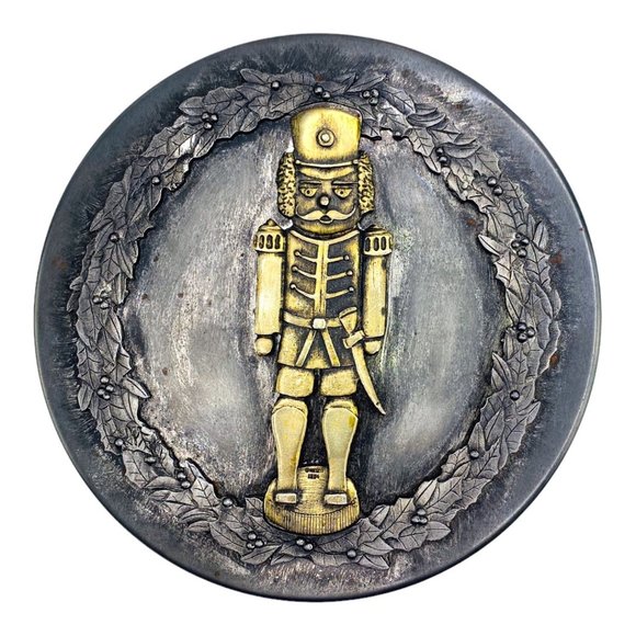 Metzke Designs 1984 Rare Vintage Pewter Container w/Nutcracker & Holly Wreath - Picture 1 of 9